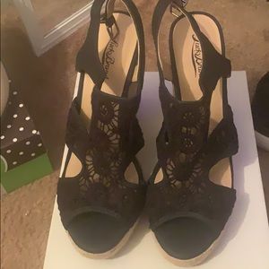 Size 10M LuckyBrand Wedge